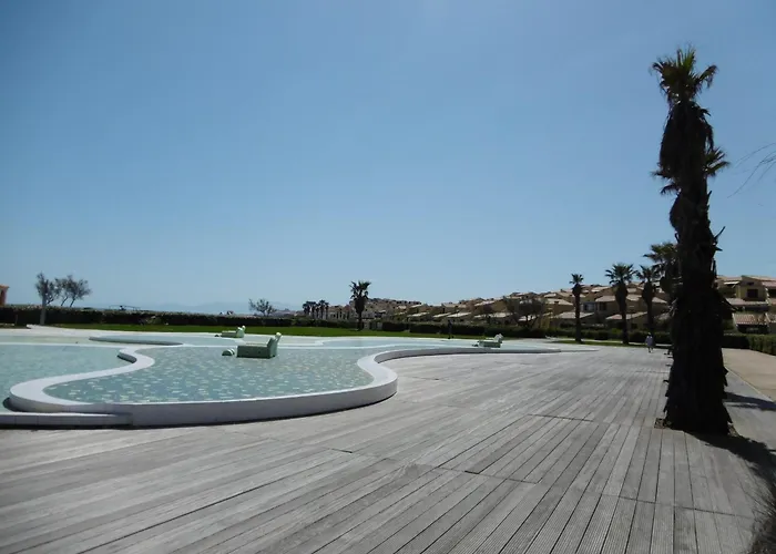Villa T3 Climatisée à Port Leucate, 6 Pers, Proche Avec Parking Sécurisé - Fr-1-798-33 Leucate